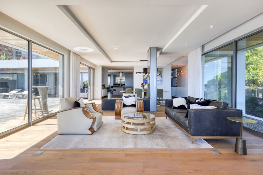 5 Bedroom Property for Sale in Camps Bay Western Cape